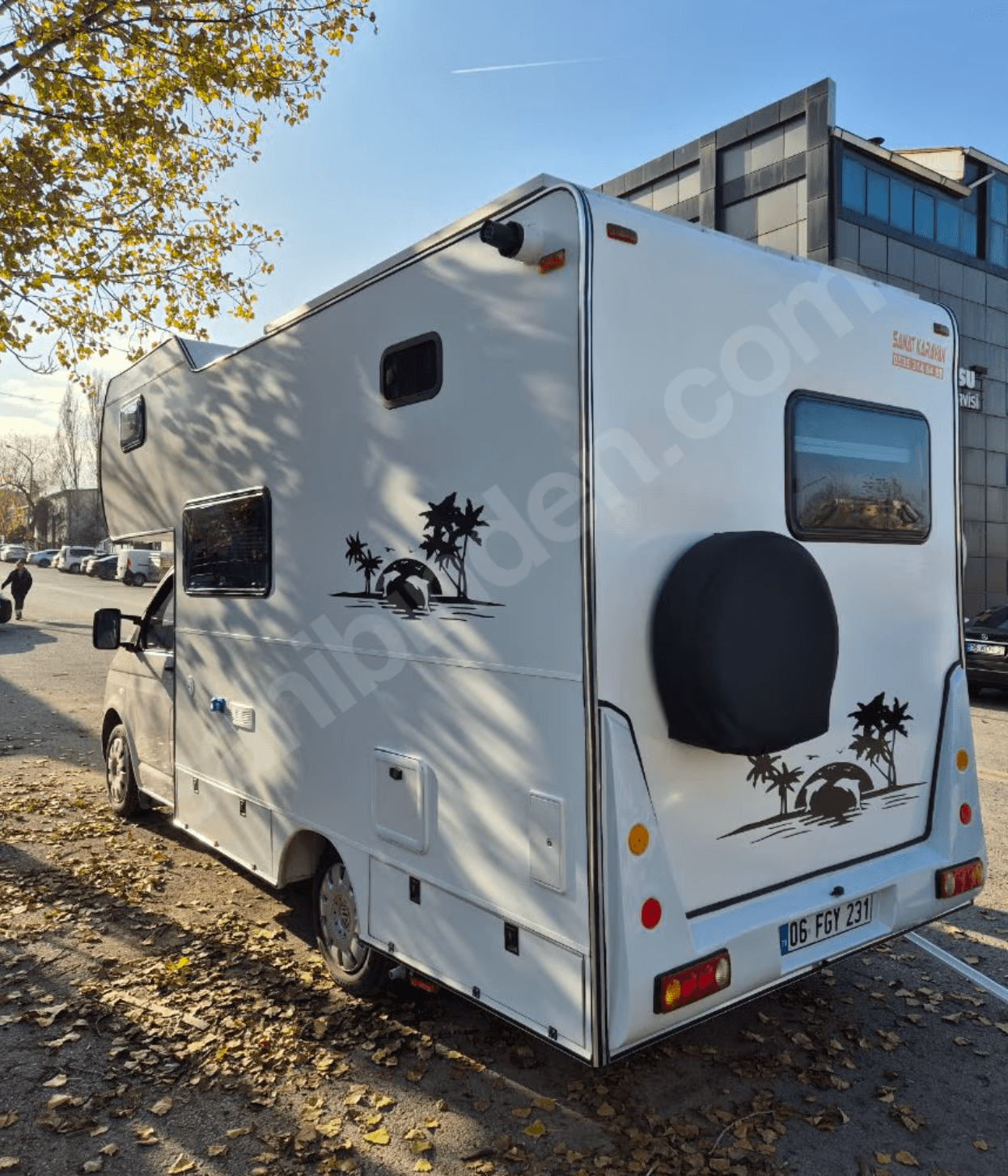 5 kişilik karavan iç düzen